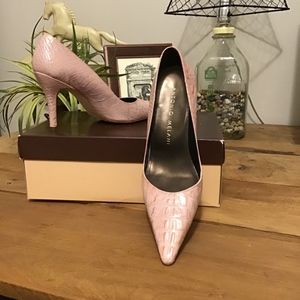 Light pink Croc pumps